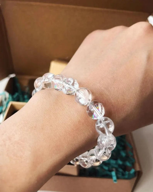 Natural_clear_quartz_stone_beads_bracelet_for_meditation_and_healing