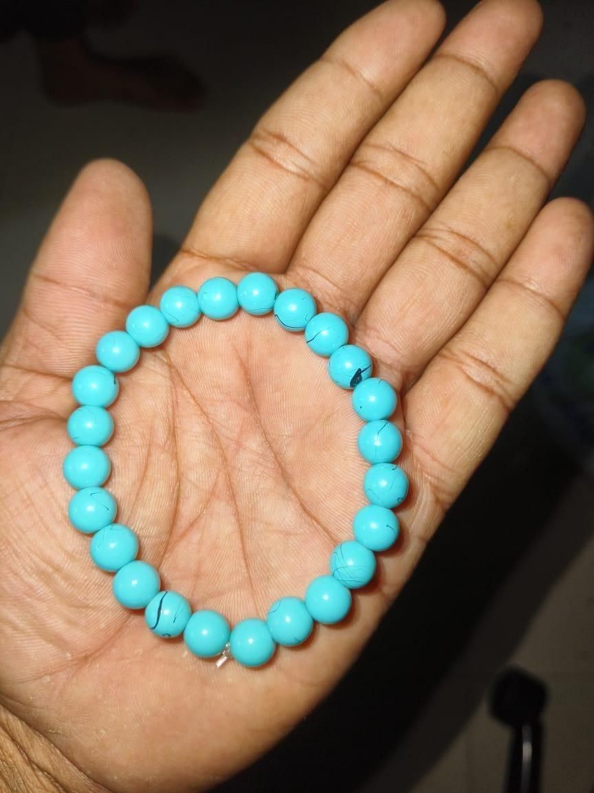 Handmade turquoise bracelet with elegant bead design
